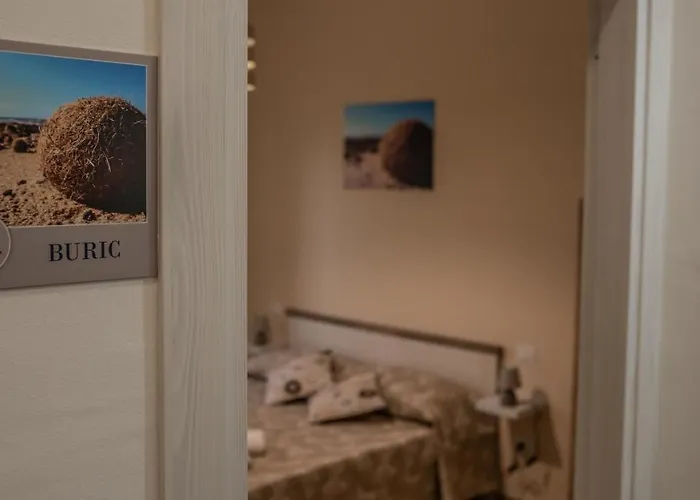 Boss Oda ve Kahvaltı 3*